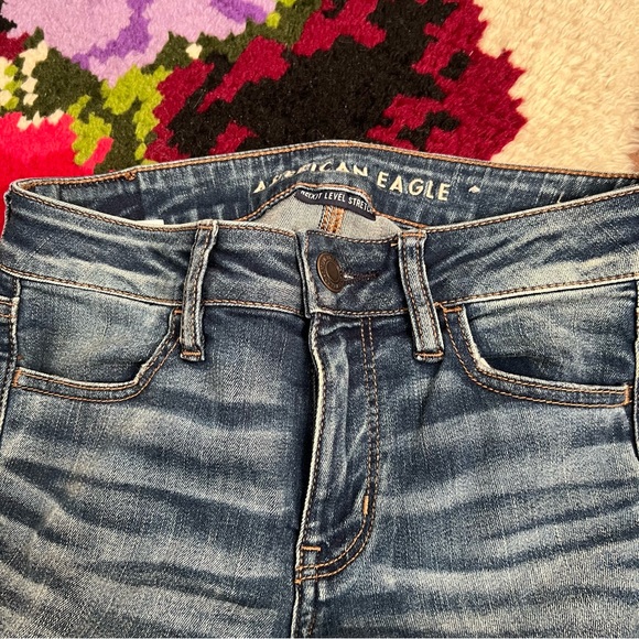 American Eagle Distressed Stretch Cropped Jeggings Size 4 - Picture 5 of 8